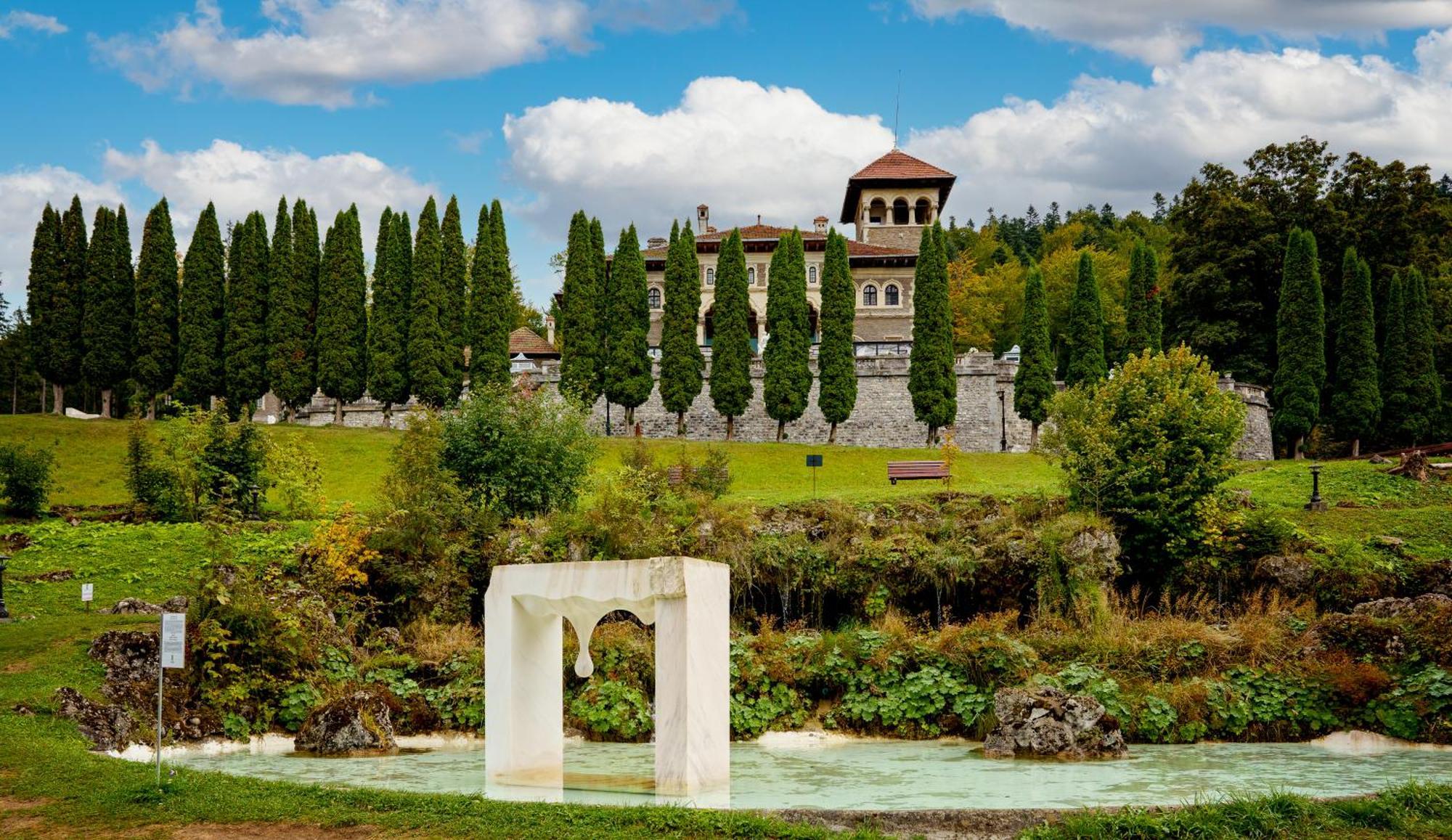 Castelul Cantacuzino 부스테니 외부 사진